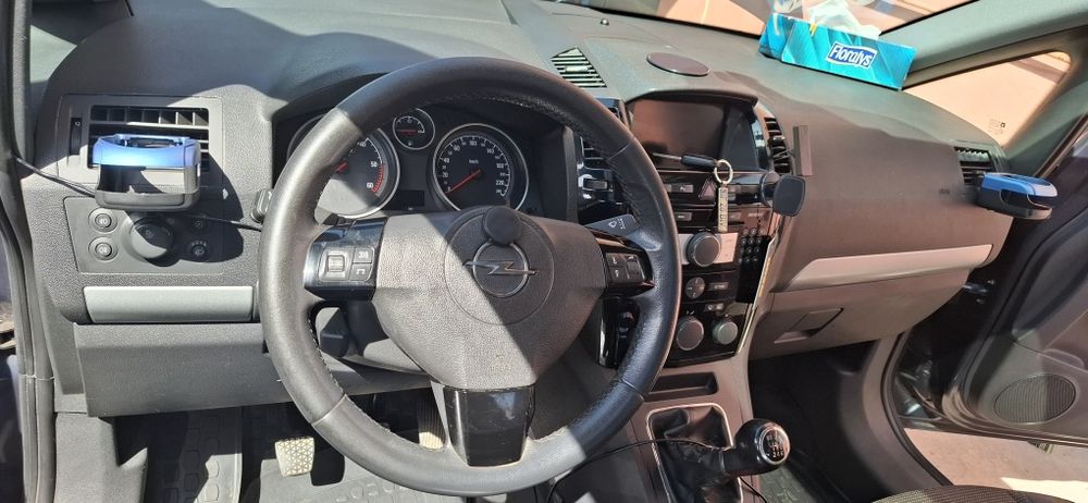 Opel Zafira B motor A 17 DTR