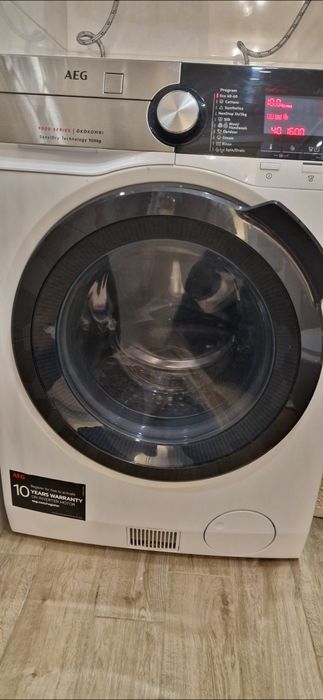 Пералня + Сушилня AEG с Термопомпа