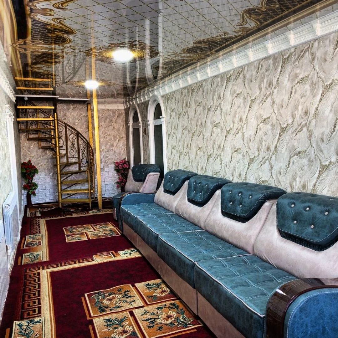 Mexmonxona Hostel xiva ichan qala ichkarisida