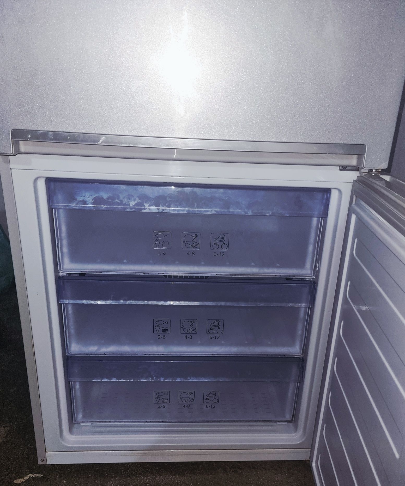 Combina Beko cu Dozator