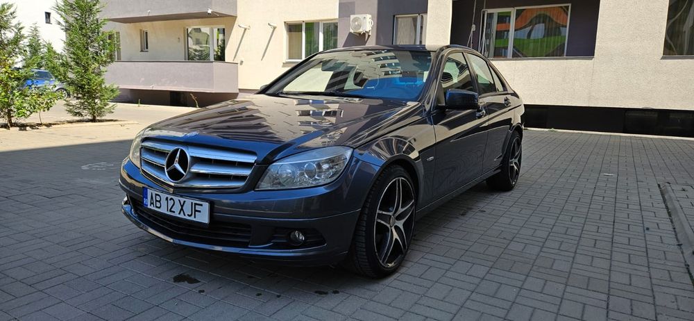 Mercedes.c220.An 2010.E5.177cp