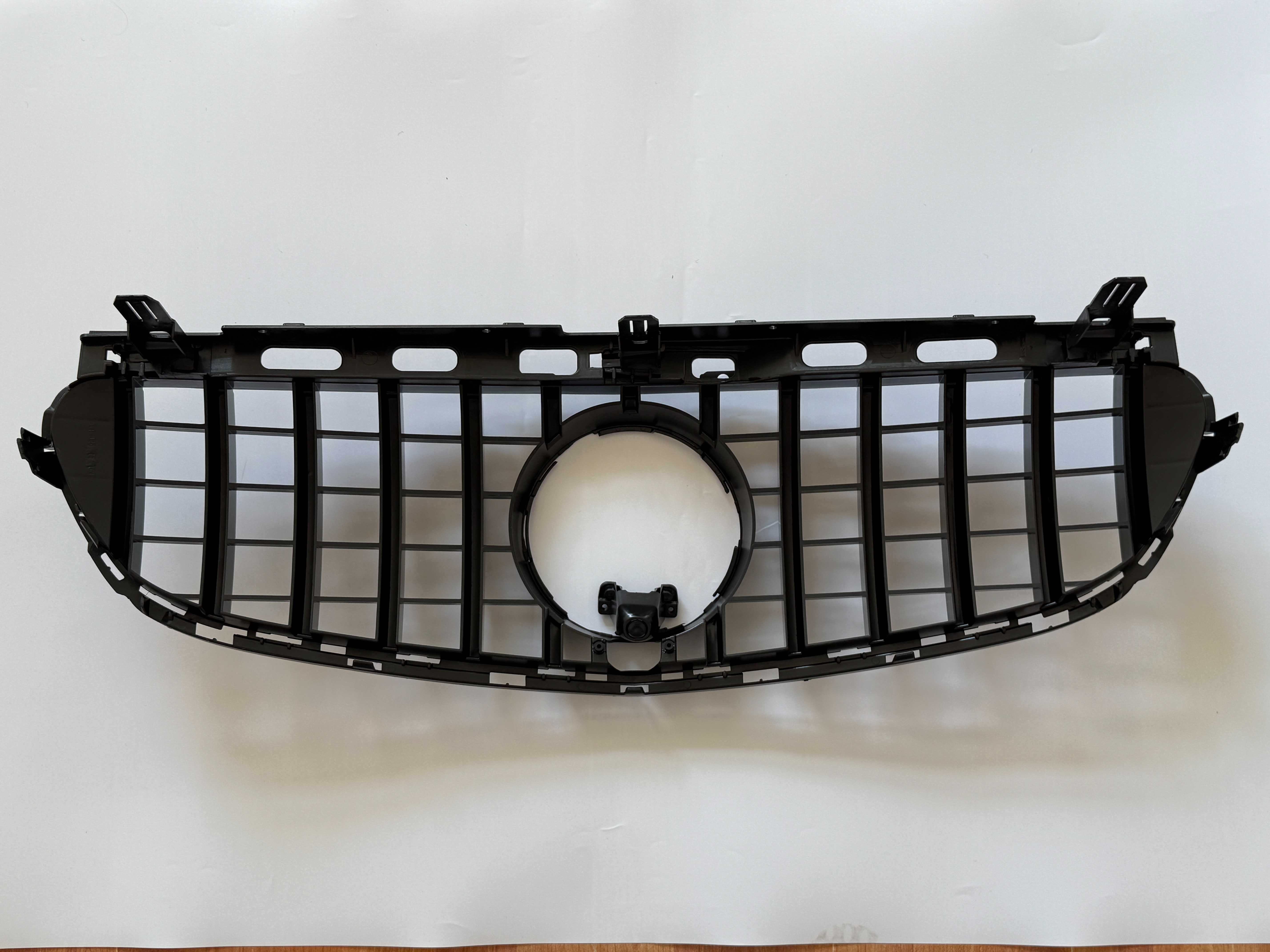 Grila Centrala Mercedes E-Class W212 S212 (2013-2016) GT Panamericana