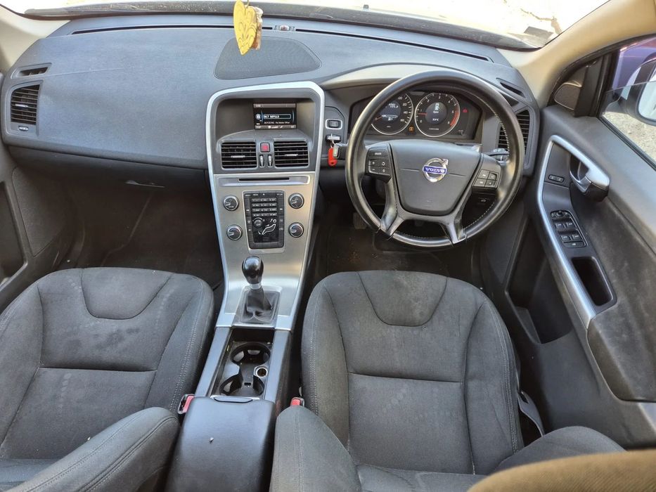 BARA FATA/TRAGER/CAPOTA/ARIPI VOLVO XC60 2011 2/0 D