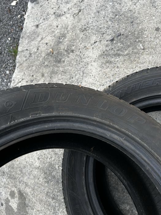 2бр Зимни гуми Dunlop 235/55R18