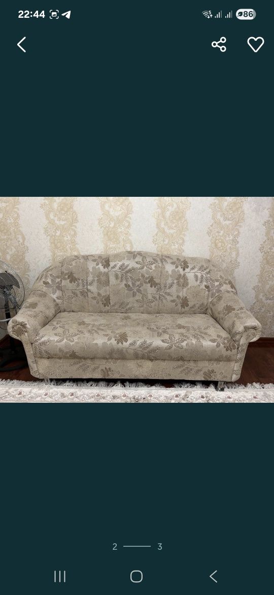 Продаю Диван 4ка в среднем состояний