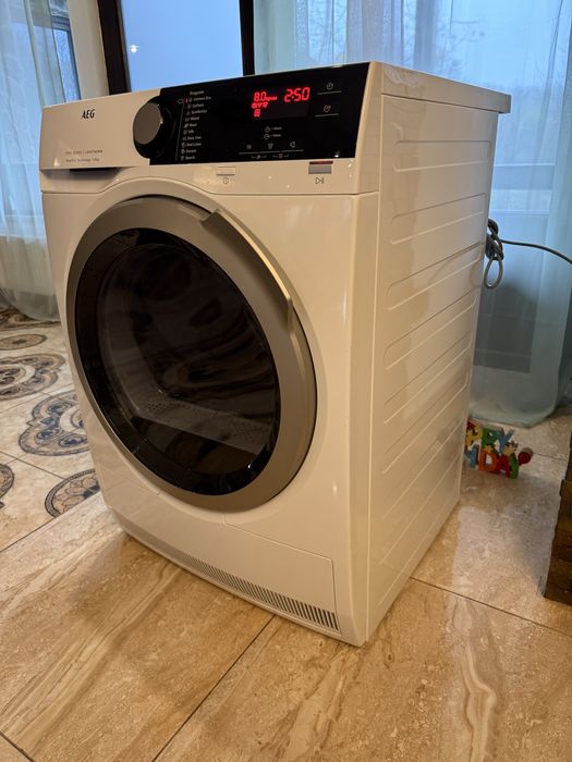 Uscator de rufe AEG, 8kg