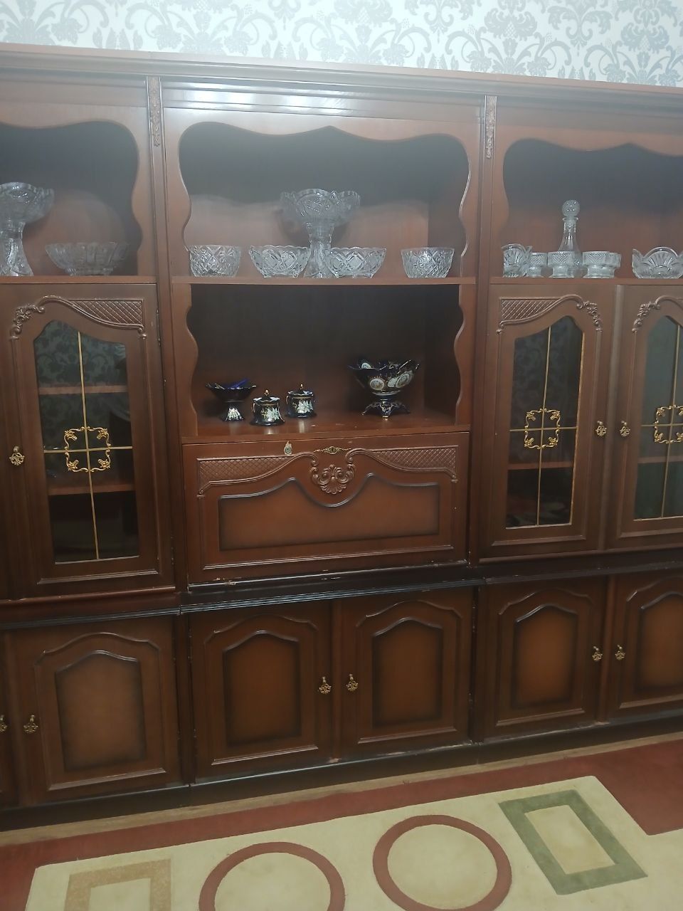 Стенка Румынская .
