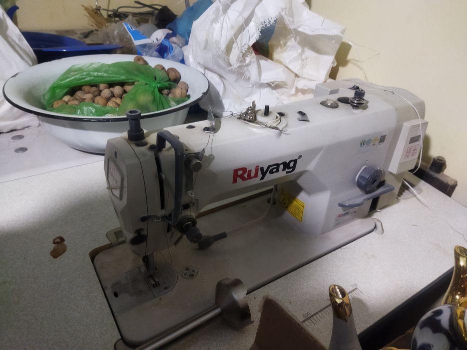 4 дона хар хил турдаги тикув машинкалари сотилади