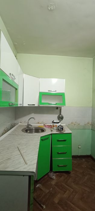 Срочно Сотилади Йул Буйида Чилонзор12 2/1/4 фасад 10метр