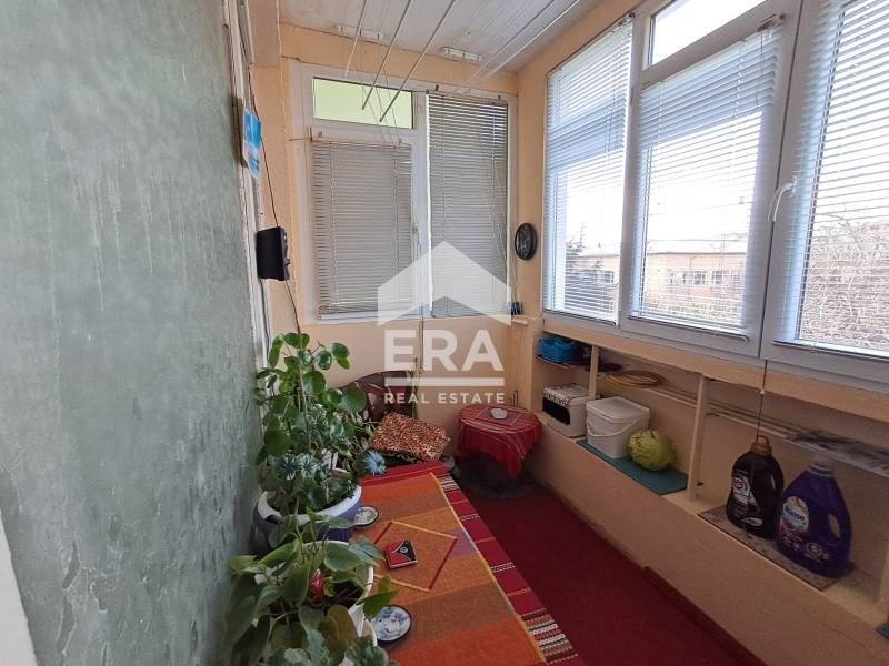 Продава се Тристаен апартамент в Варна, Възраждане 1 - 90 кв.м за 907 €/кв.м - Снимка #3