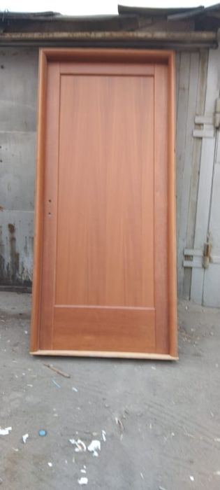 Новые итальянские двери с коробкой 2шт