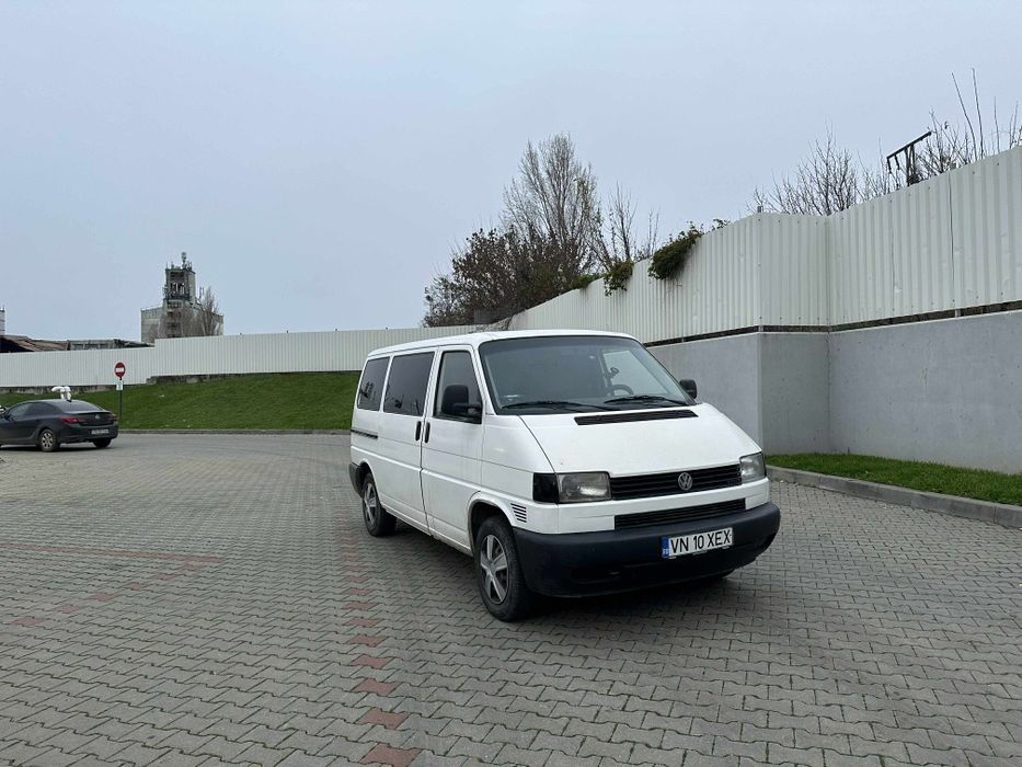 Volkswagen Transporter 2.5 TDI  9 Locuri 2001
