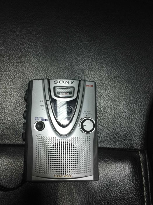 Репортерски диктофон Sony TCM-400