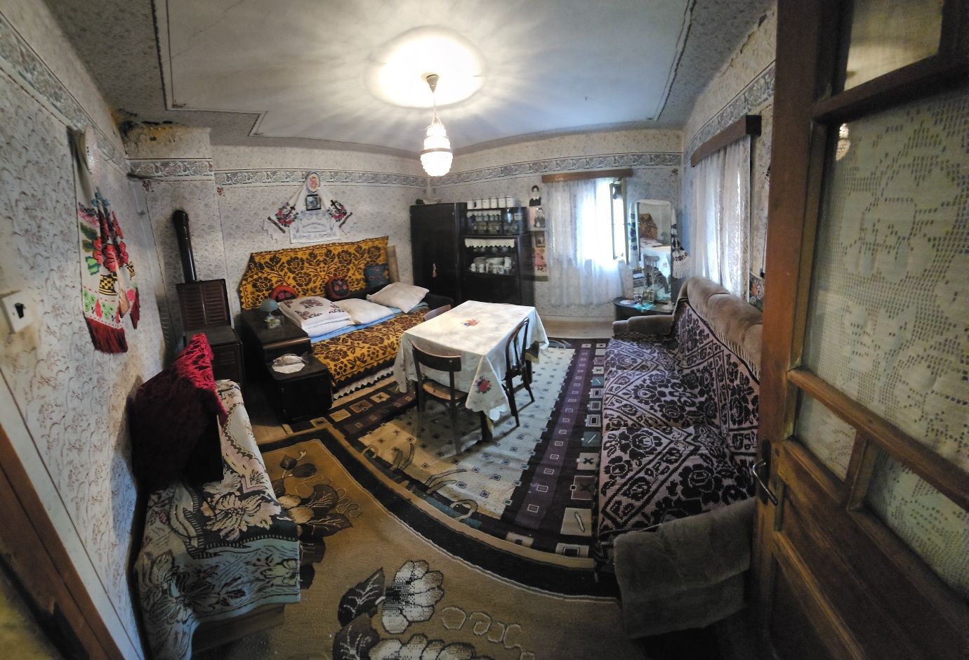 Casă de Vânzare Trans-Apuseana