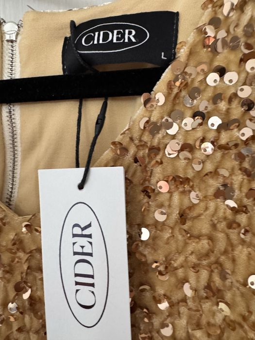 Rochie incredibilă pentru sărbători