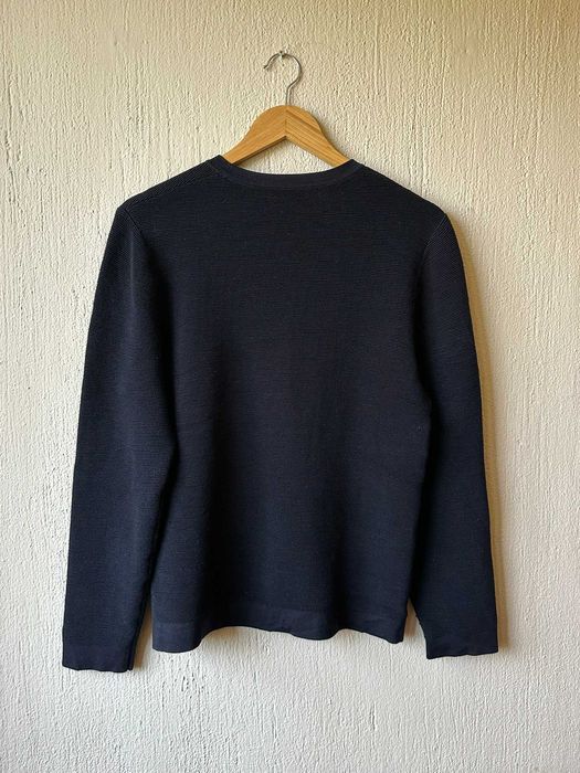 Черен вълнен пуловер COS