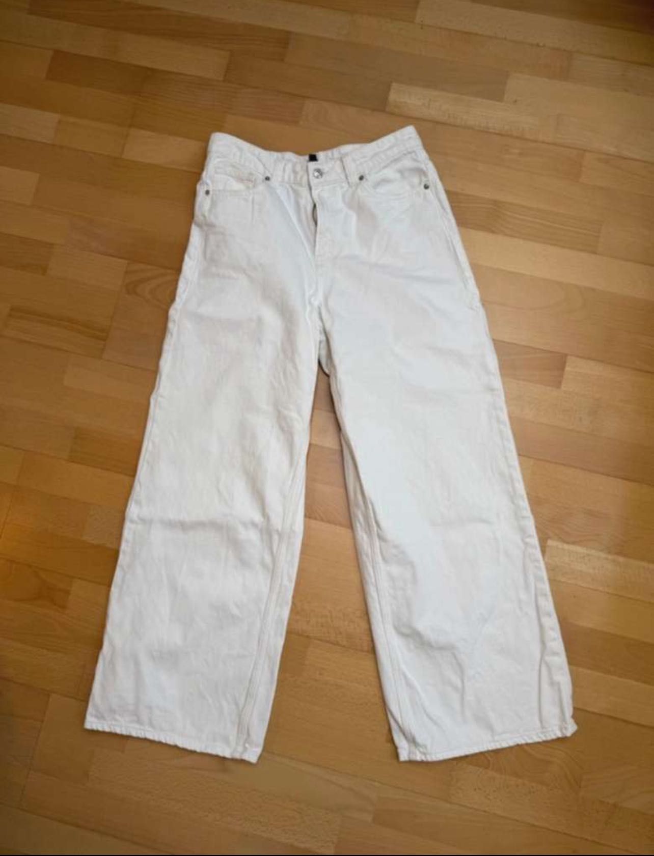 Blugi H&M albi wide leg