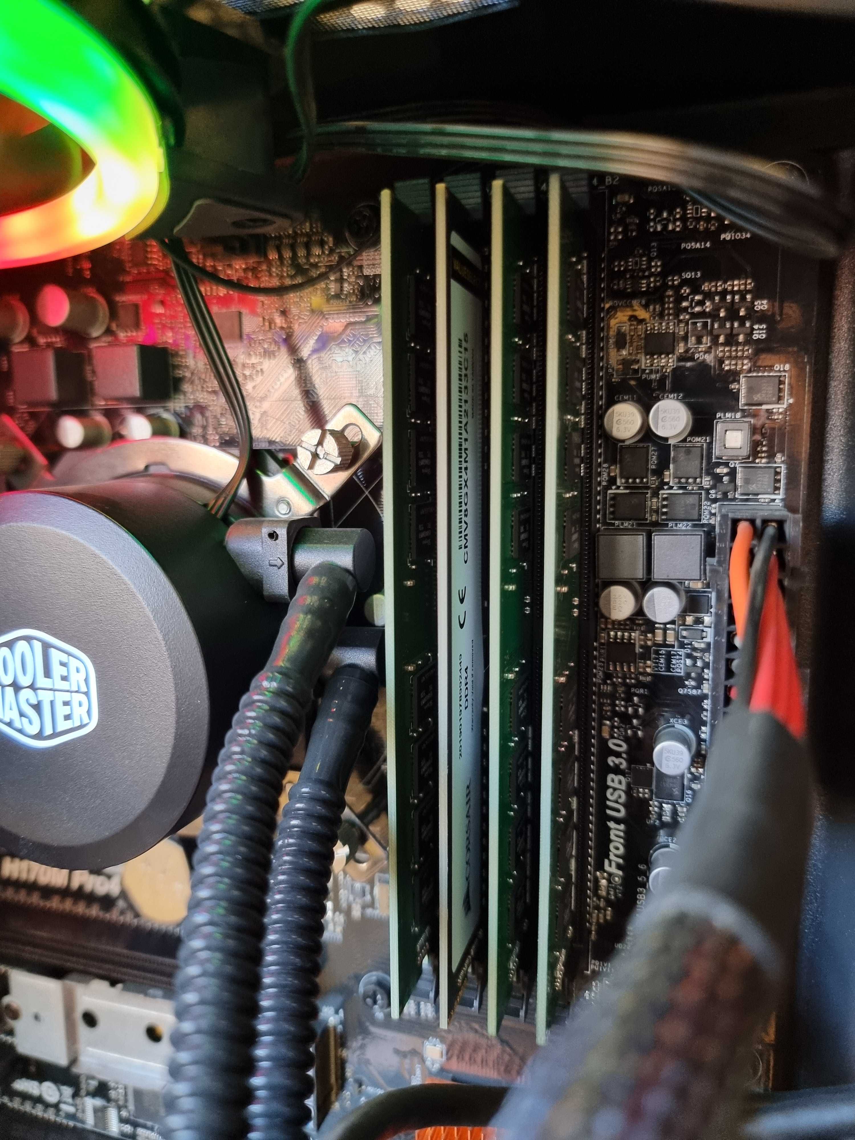 Настолен геймърски компютър Intel core i5-7500, 32GB DDR4-2133MHz, 256
