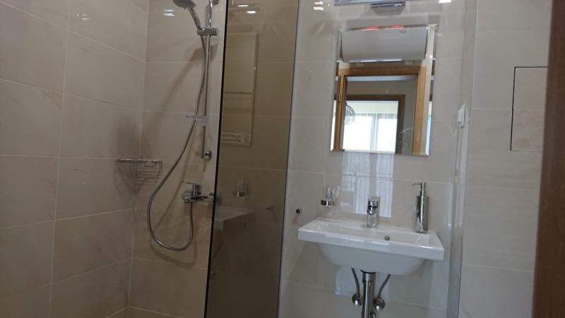 Тристаен апартамент под наем в центъра на София, 2211579