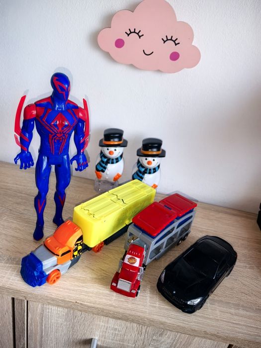 Lot jucării băieți