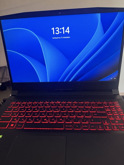 Продавам лаптоп MSI Katana GF66
