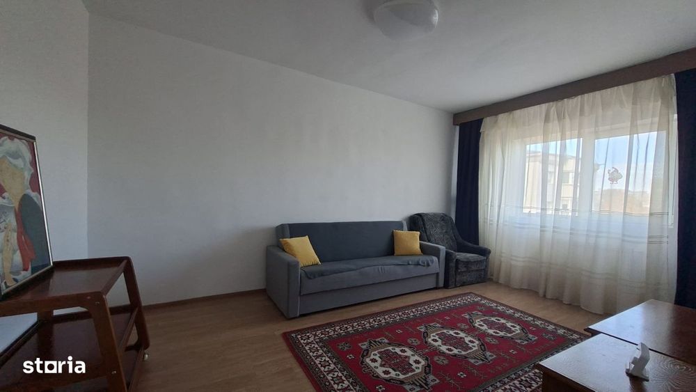 Bistrita Lac(Ana Ipatescu)-3 camere-mobilat utilat-spatios-etaj 3/4