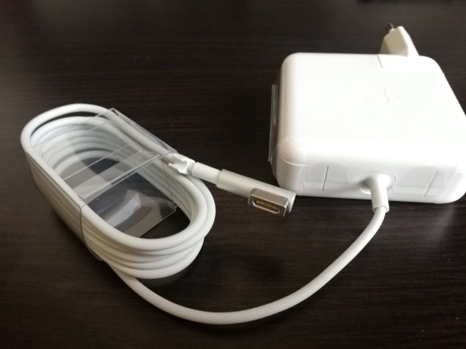 Incarcator priza Apple Magsafe 1 - 60W pt Macbook Pro 13"