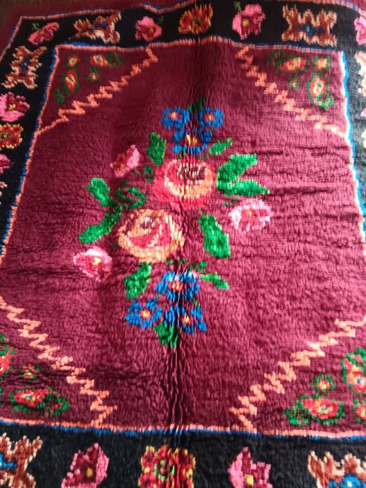 Вълнен китеник Маковете