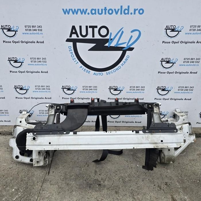 Trager Opel Astra J facelift