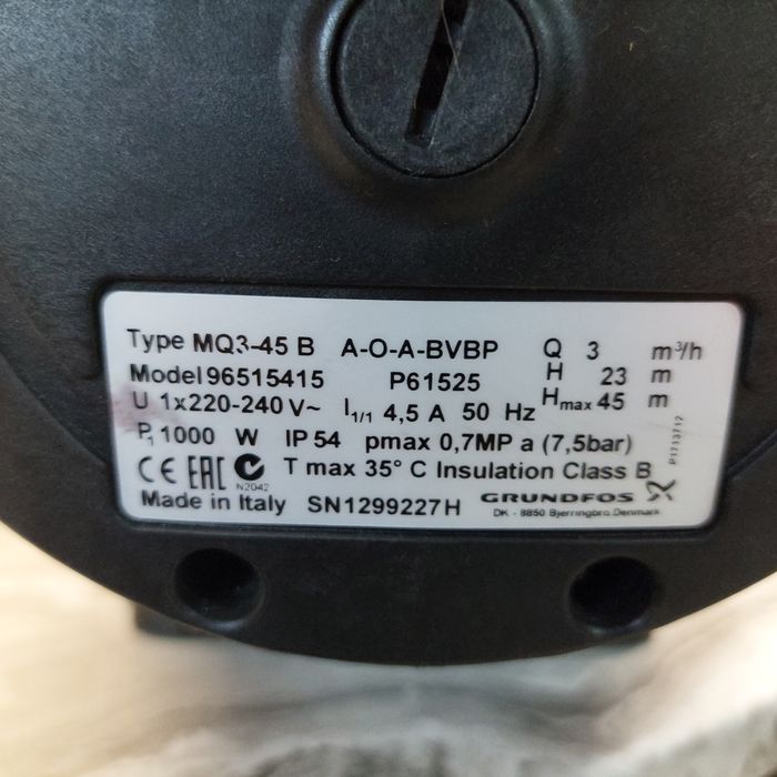 Hidrofor electronic Grundfos. MQ3-45B