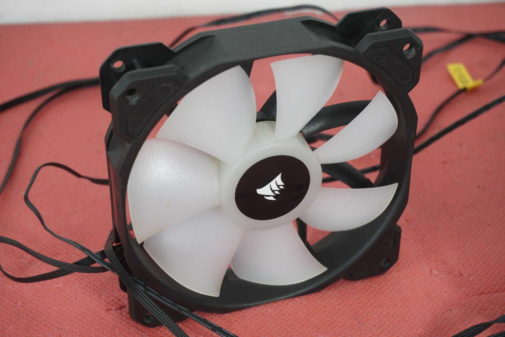 2х 120mm RGB Corsair fans вентилатор