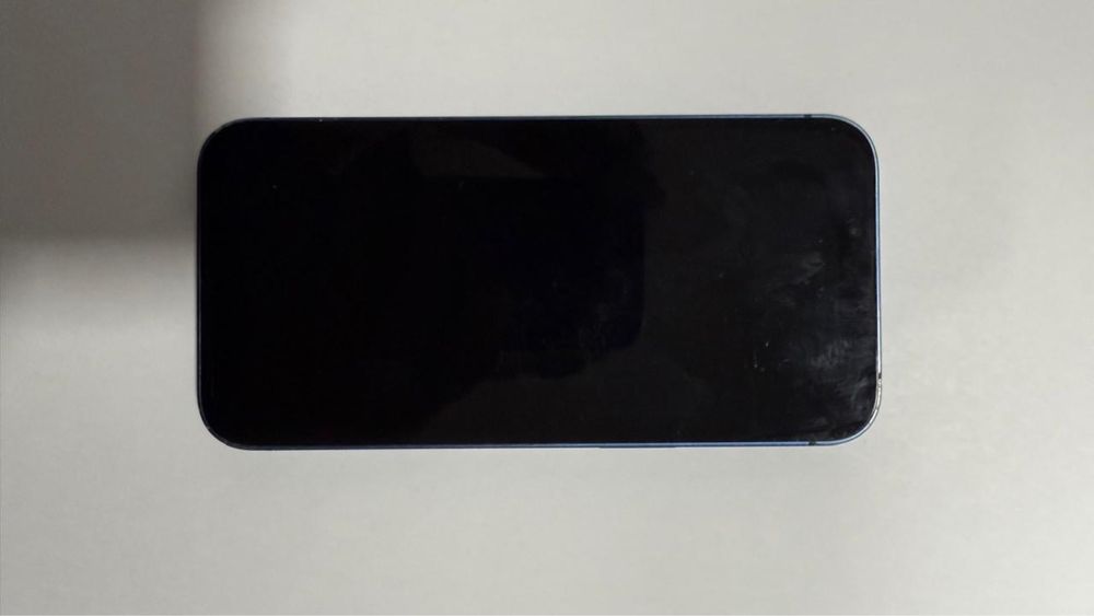 Iphone 13 в хорошем состоянии