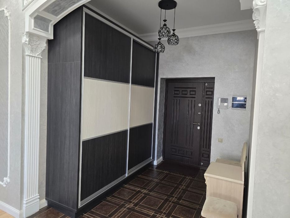 Шкаф в прихожую