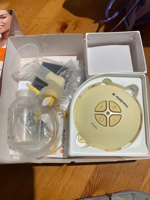 Помпа за кърма Medela swing