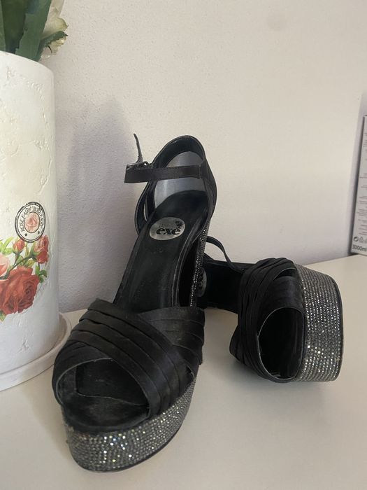 Официални обувки