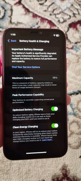 Iphone XR qizil rangi