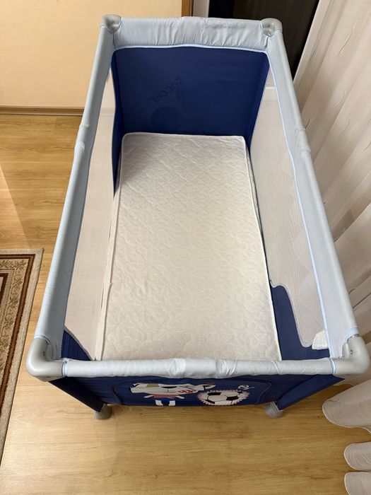 Бебешка кошара + матрак (може и по отделно)