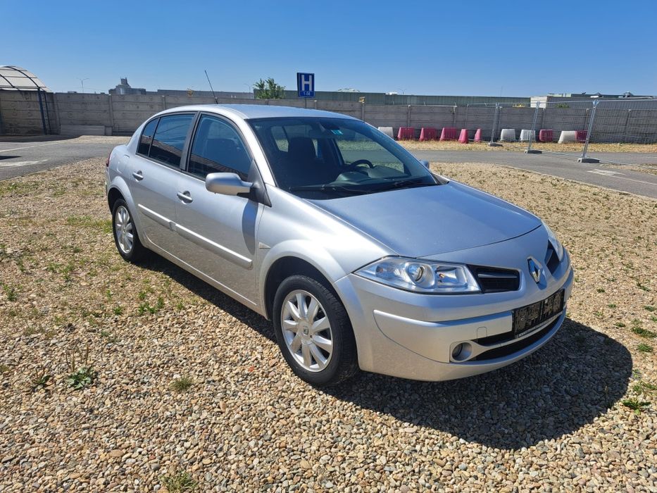 Vând Renault Megane 1.6 benzina