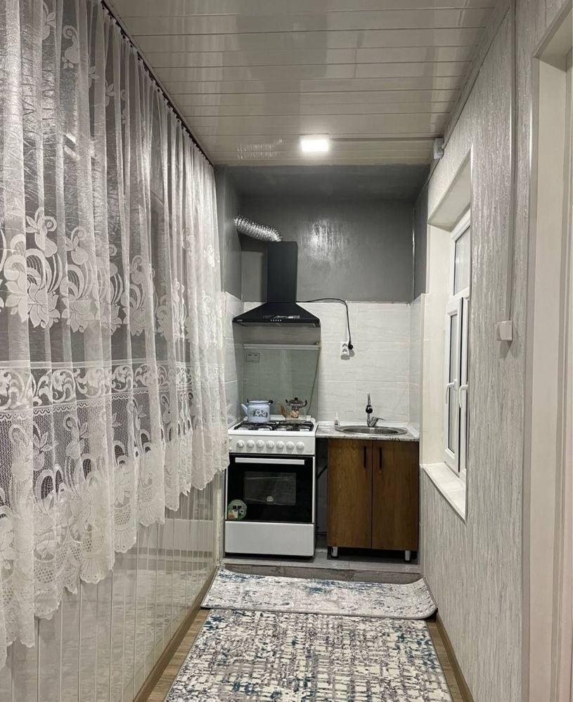 Ттз-1 Продается квартира 2/4/4 балкон 1.5х6 ор-р: Диадора Карзинка