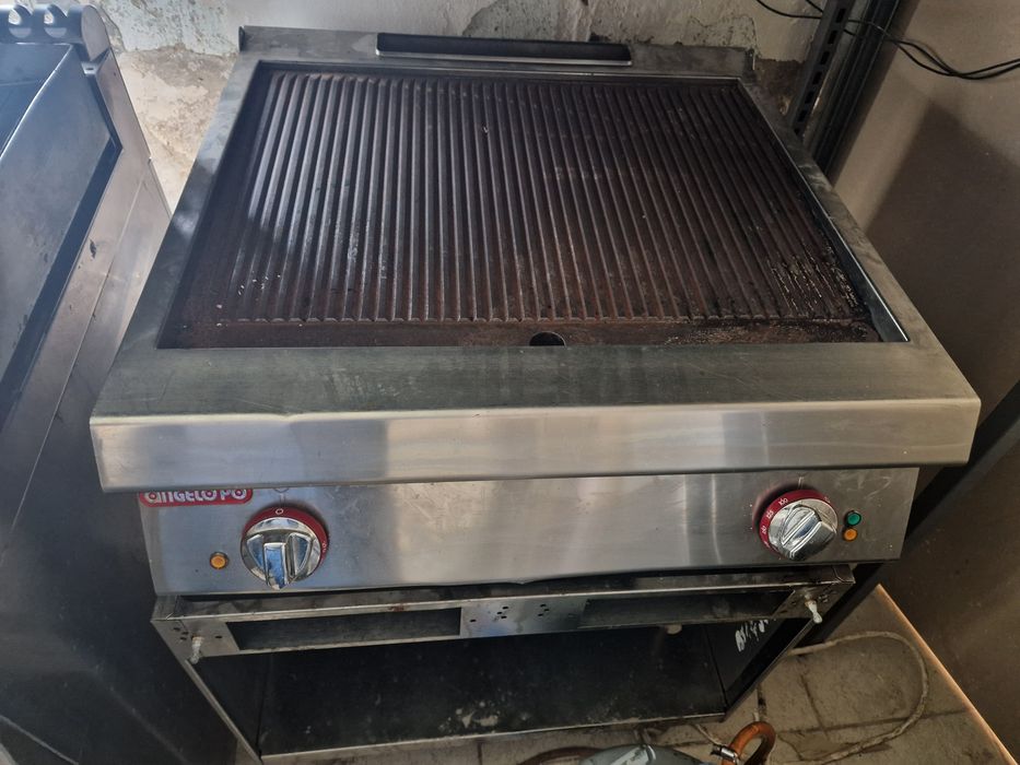 Grill electric sau gaz,  de.putere,  de.banc sau cu banc