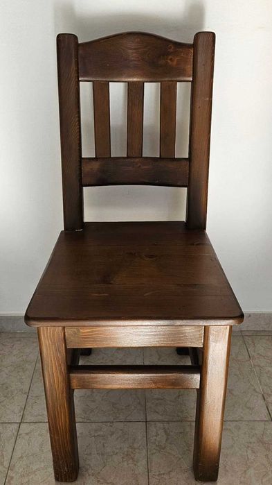 Маса и 6 стола от масивно дърво