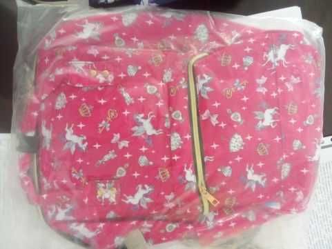 Нови раници в 3 цвята - 12 лв.