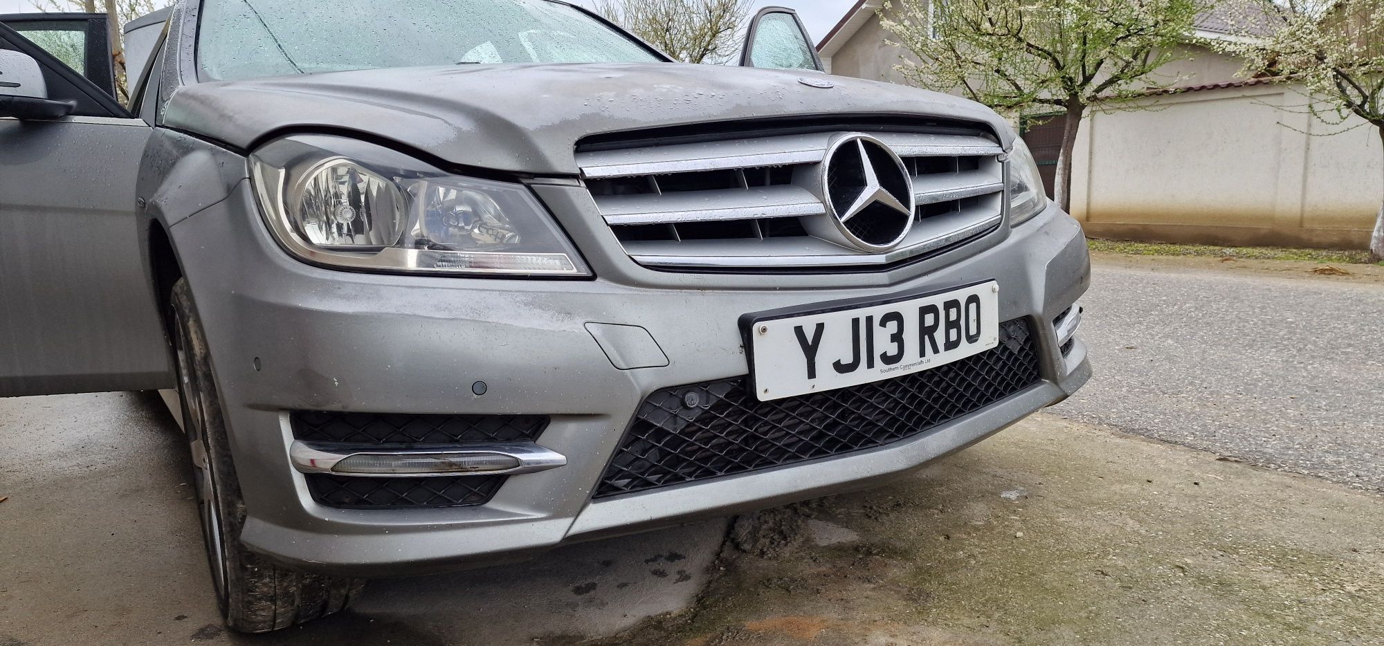 Bara fata Mercedes w204 AMG facelift  Mercedes c class AMG