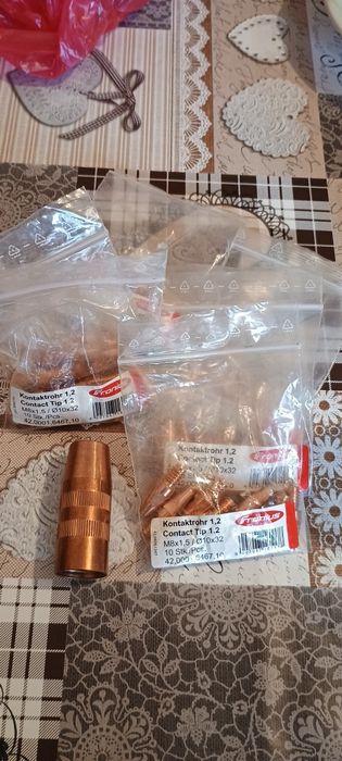 Заваръчни консумативи за горелка FRONIUS