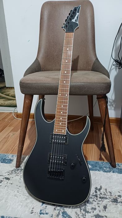Продаётся Электрогитара Ibanez RG421EX Flat Black superstrat б/у