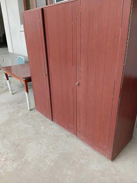 Шифонер хорошего состояния рабочий