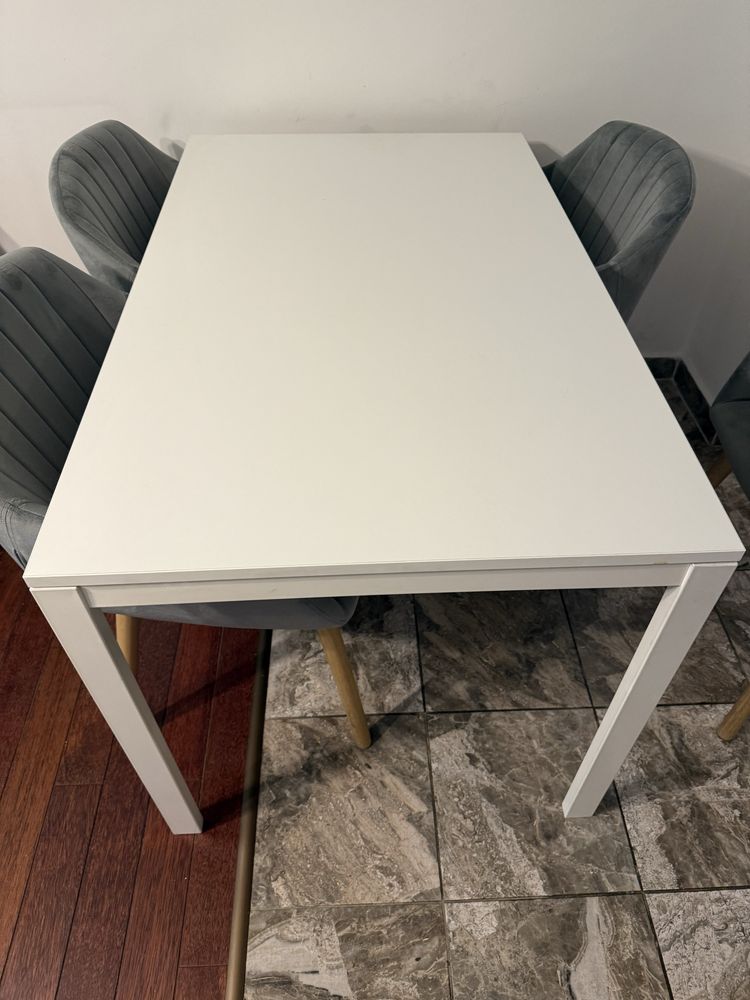 Много мебели от Икеа/Ikea и Юск/Jysk