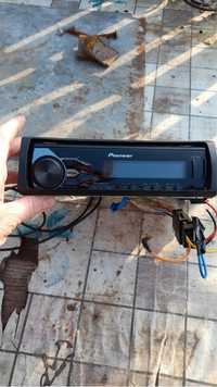 Player auto/casetofon Pioneer 1Din iPod