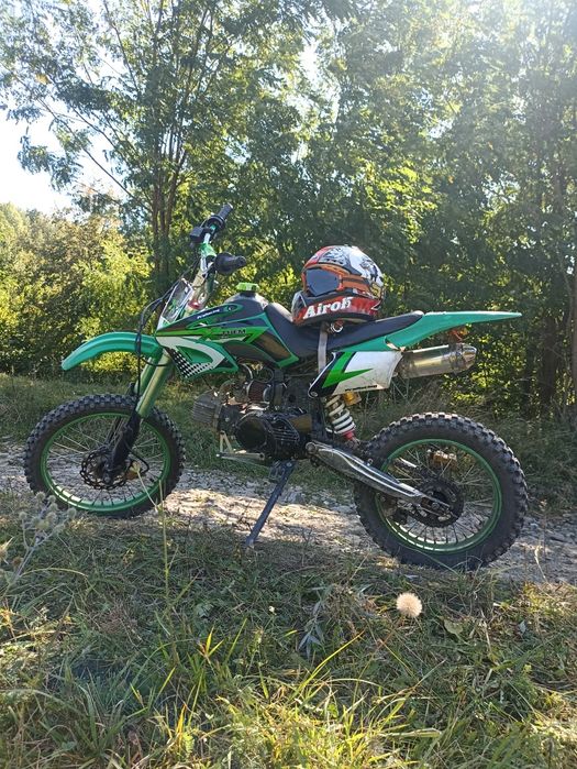 Vând cross ,X-trem, 125cc ,4 timp ,starea impecabila,preț 3000 lei neg