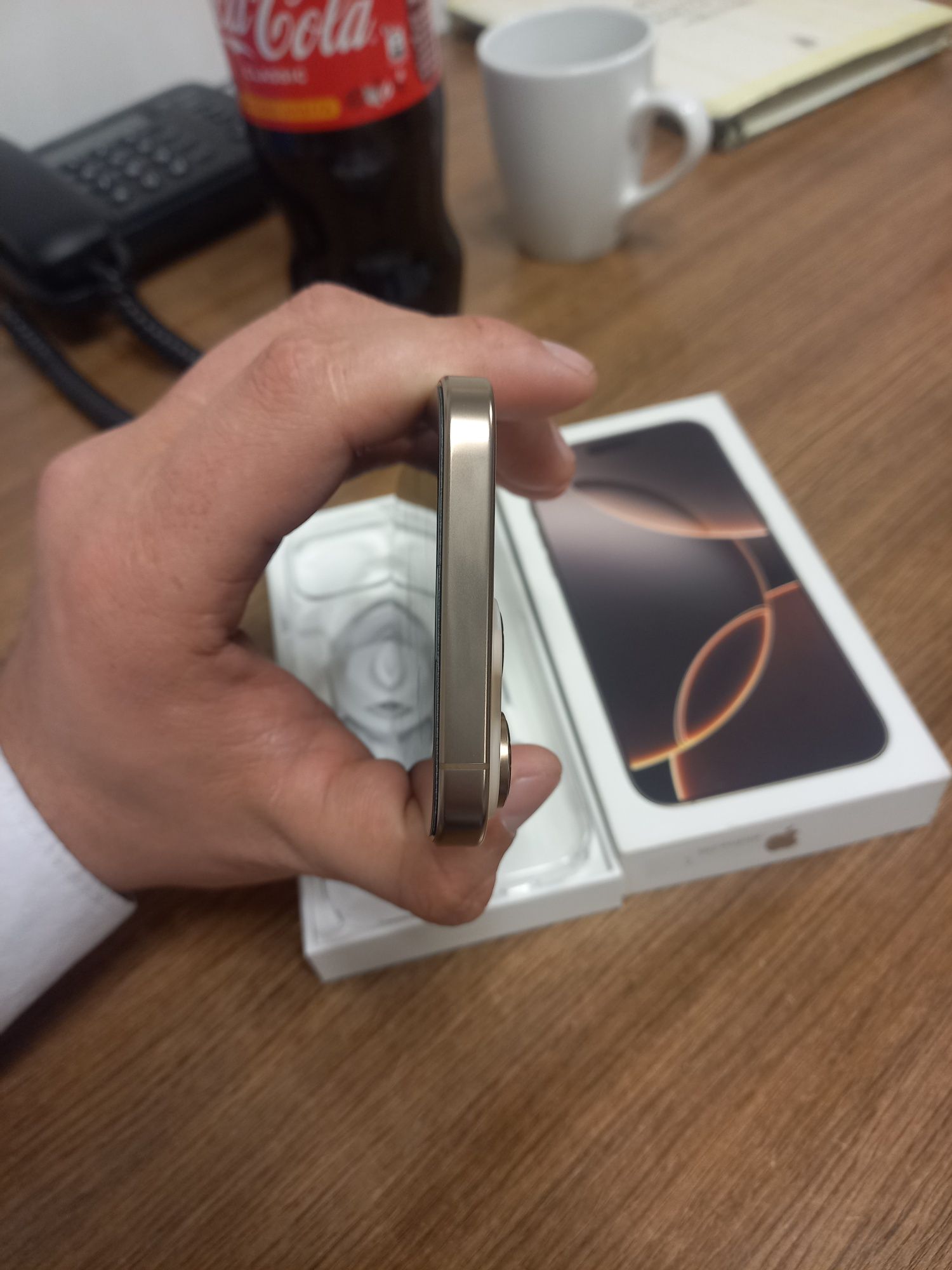 iPhone 16 Pro Max 256 85 сикл